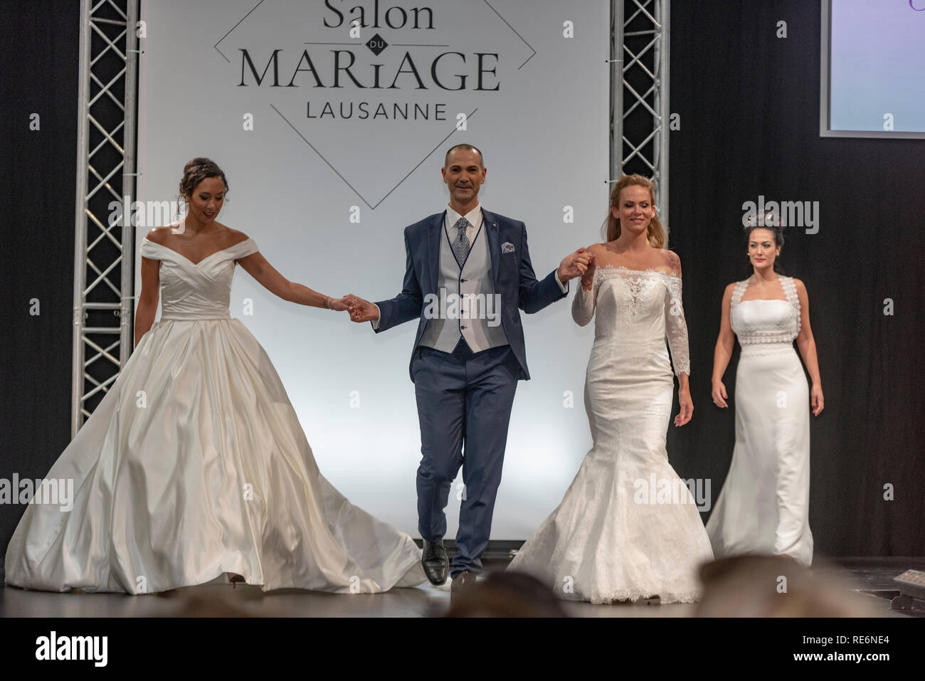 Lausanne, Switzerland. 20th Jan, 2019. Model wearing the new wedding solemn wedding dress collection 2019 at the Baulieu Expo in Lausanne, in Switzerland. Lausanne, Switzerland on the 20 th January, 2019. Credit: Eric Dubost/Alamy Live News. Stock Photo