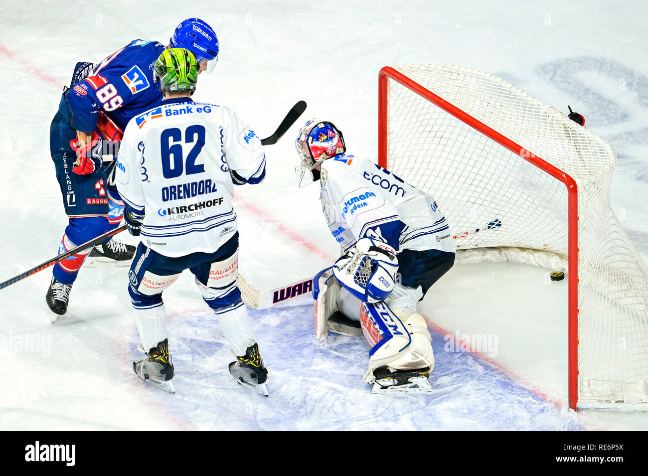 Iserlohn Roosters Adler Mannheim Hi-res Stock Photography And Images ...