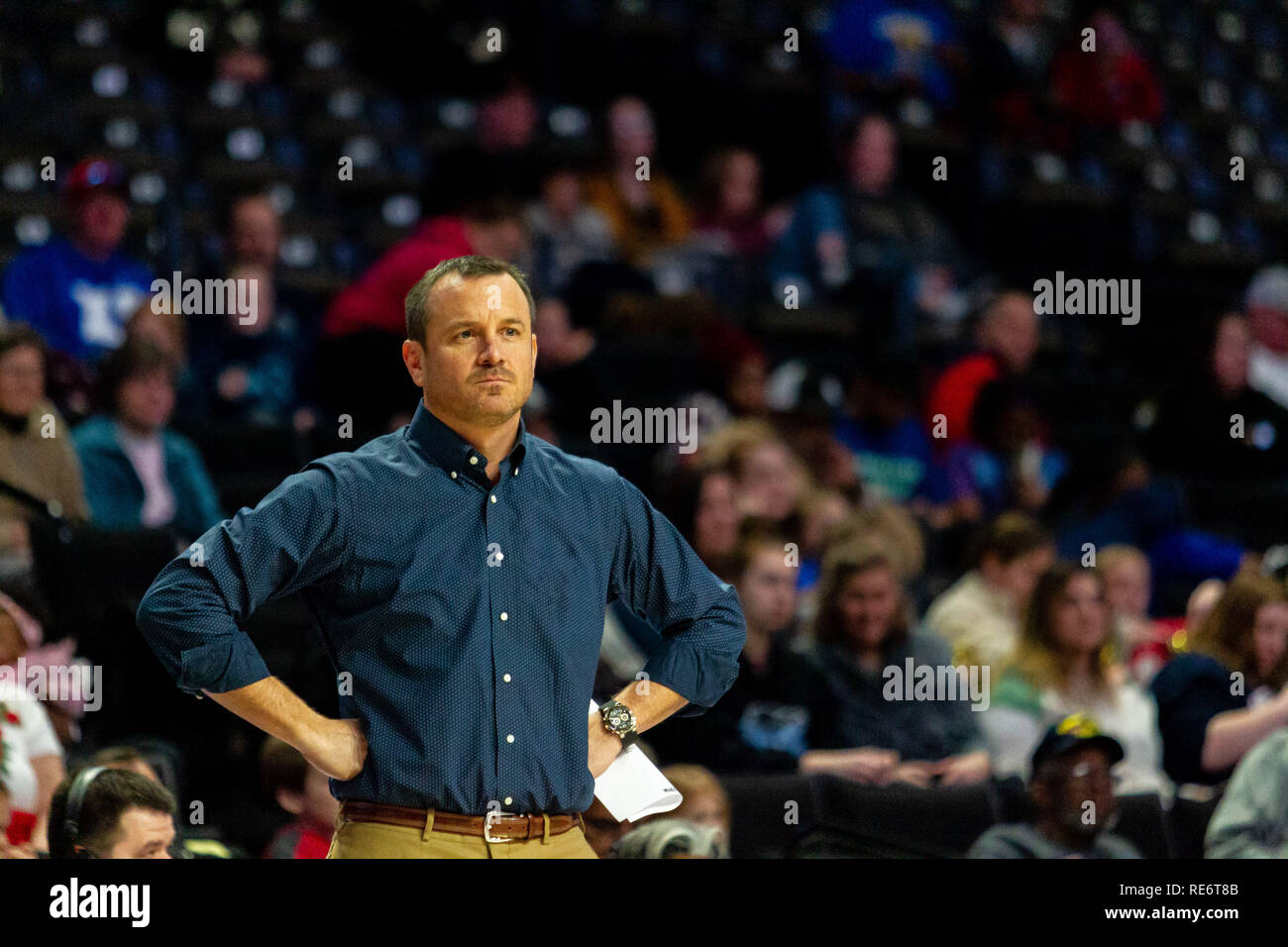 Winston-Salem, NC, USA. 20th Jan, 2019. Louisville Cardinals head coach Jeff Walz in the ACC Womens Basketball matchup at LJVM Coliseum in Winston-Salem, NC. (Scott Kinser/Cal Sport Media) Credit: csm/Alamy Live News Stock Photo