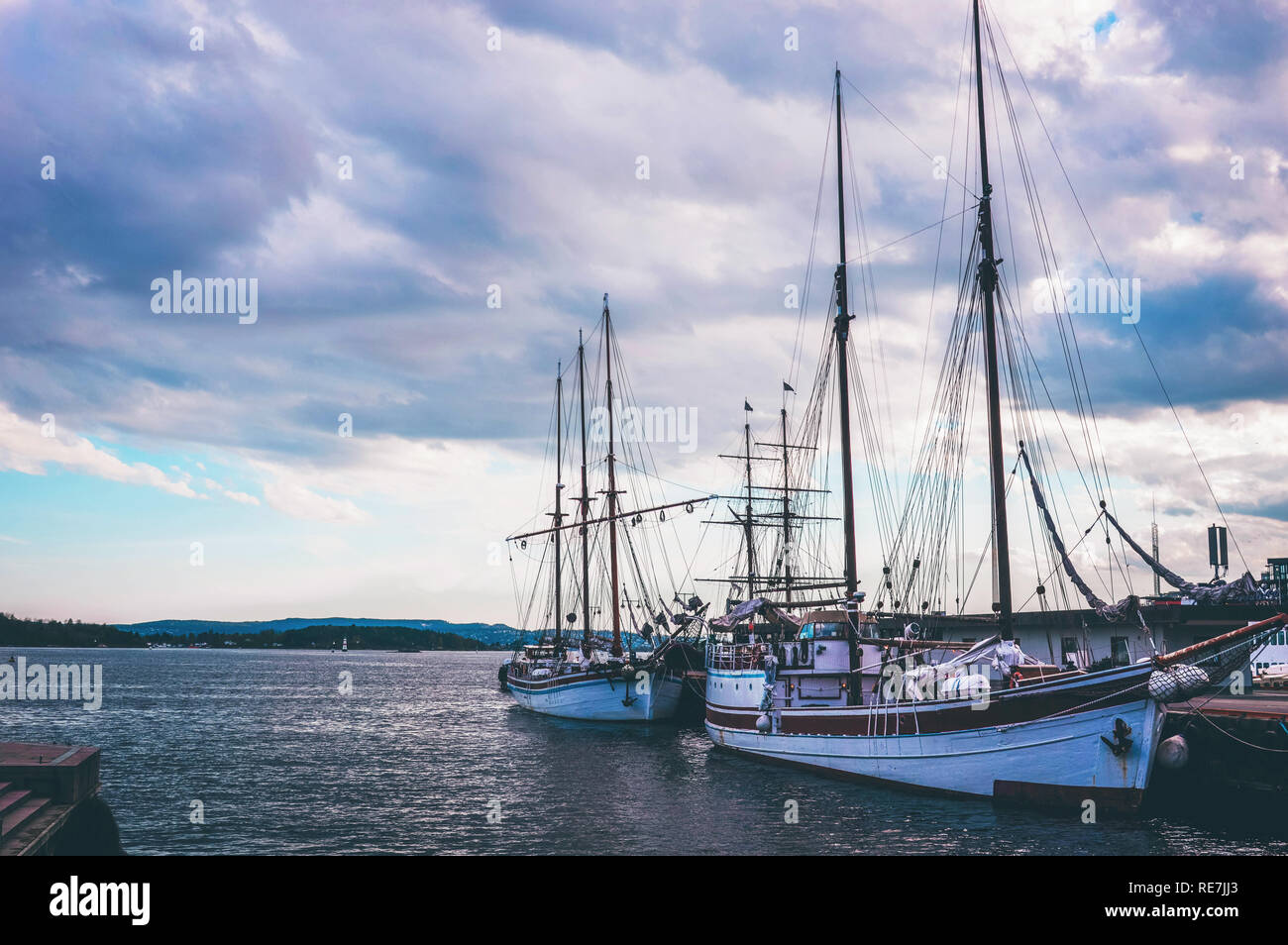 Picture of sailboats reflected in water, yacht port on the bay, water ...