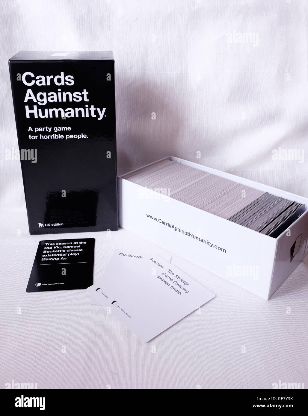 Cards in a box hires stock photography and images Alamy