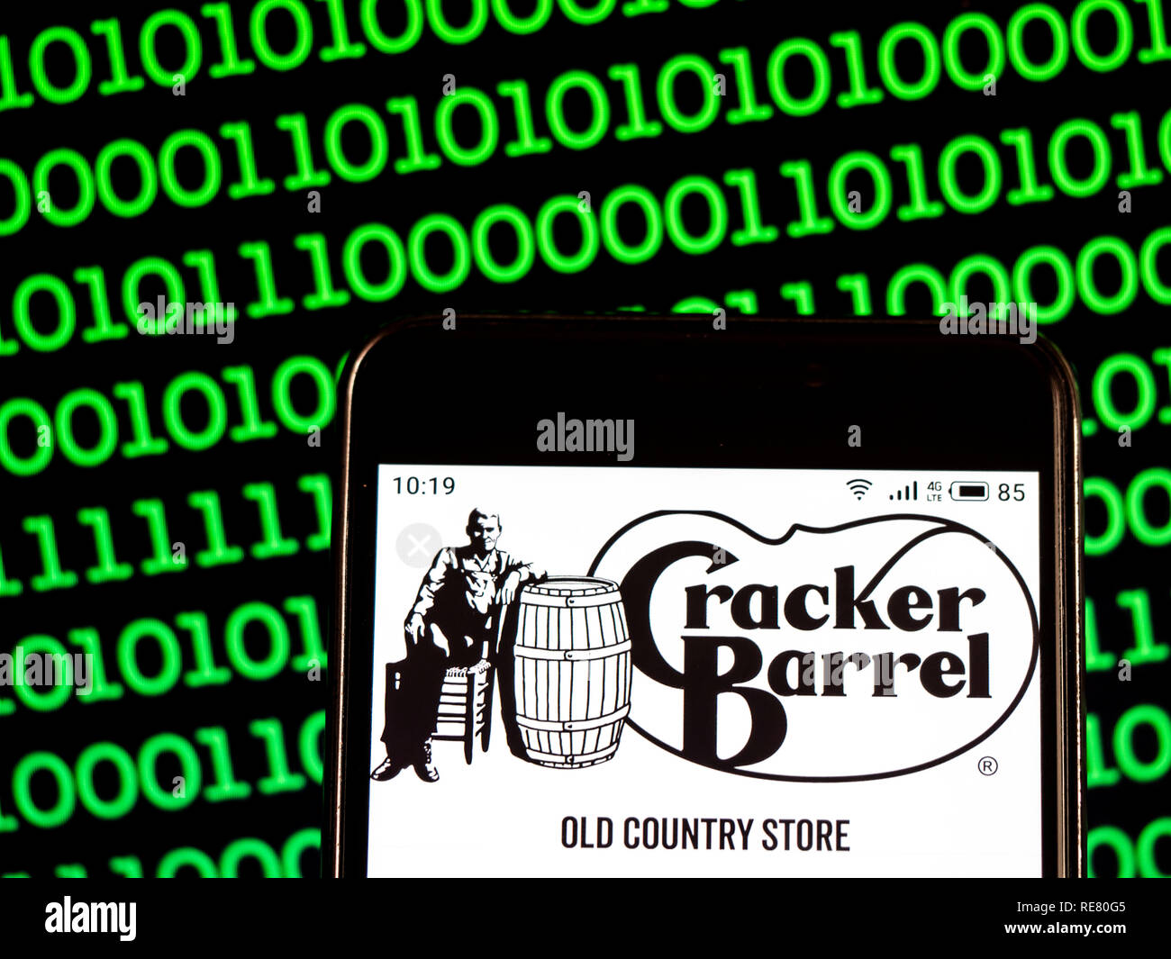 Cracker Barrel Old Country Store, Inc. logo seen displayed on smart phone Stock Photo