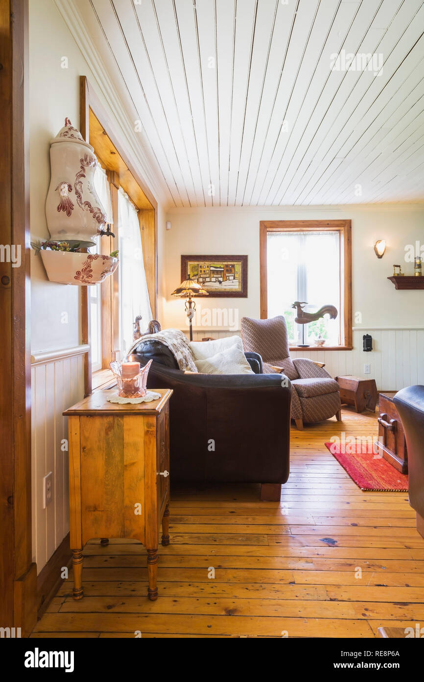 1800s Living Room High Resolution Stock Photography and Images - Alamy