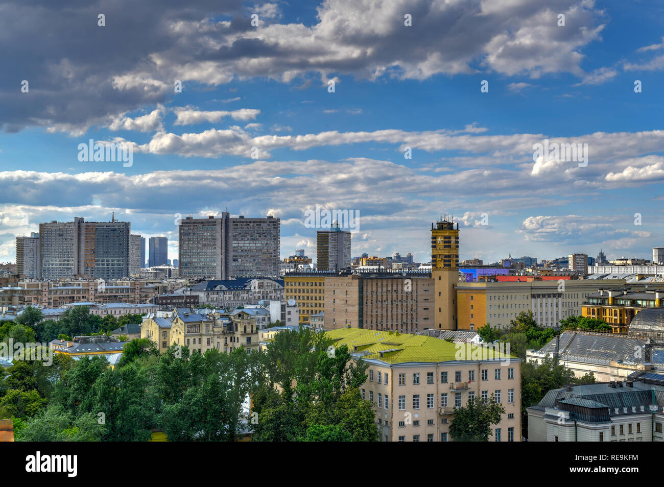 Moscow river krymsky bridge aerial hi-res stock photography and images ...