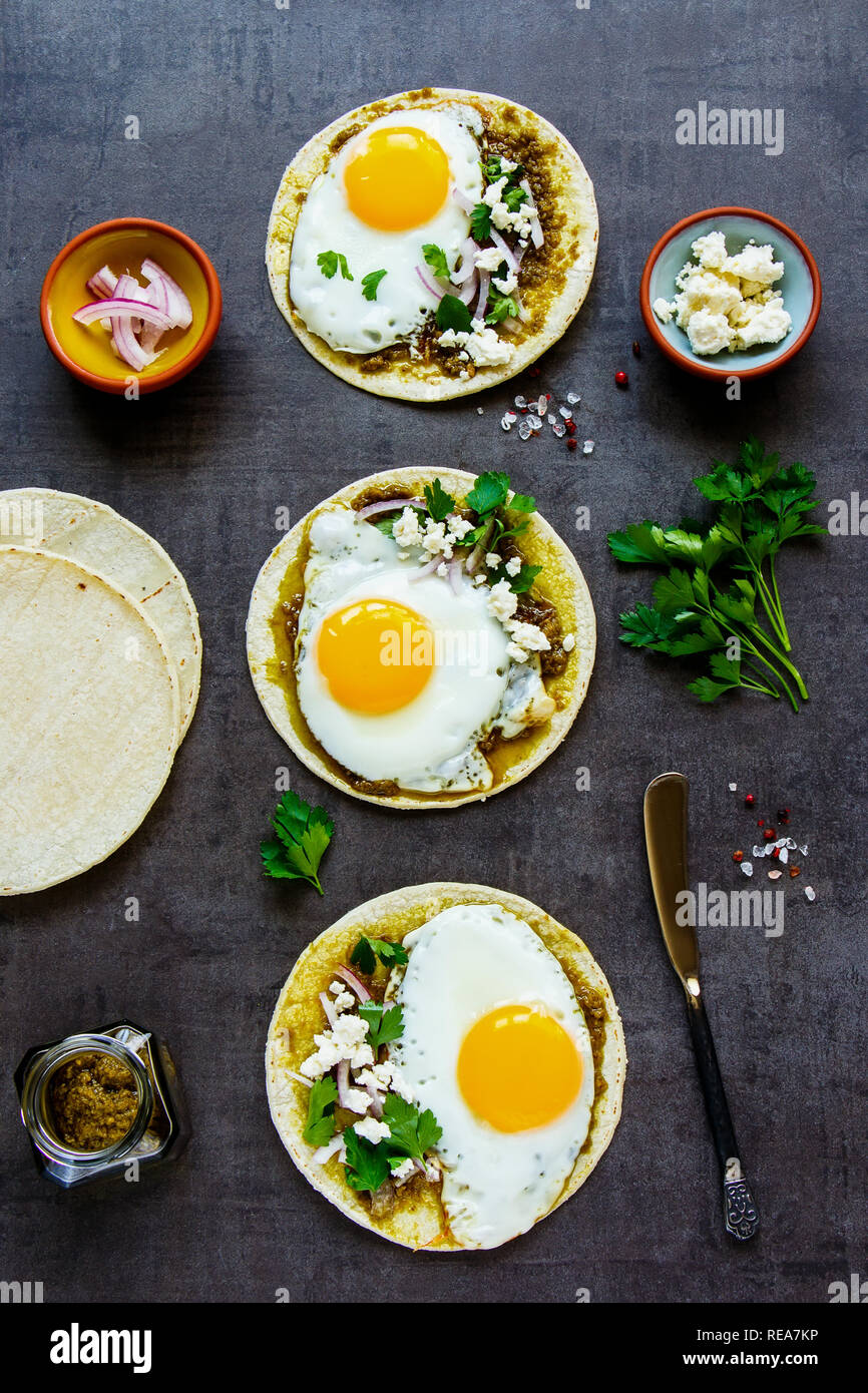 Nobody corn tortillas hi-res stock photography and images - Alamy