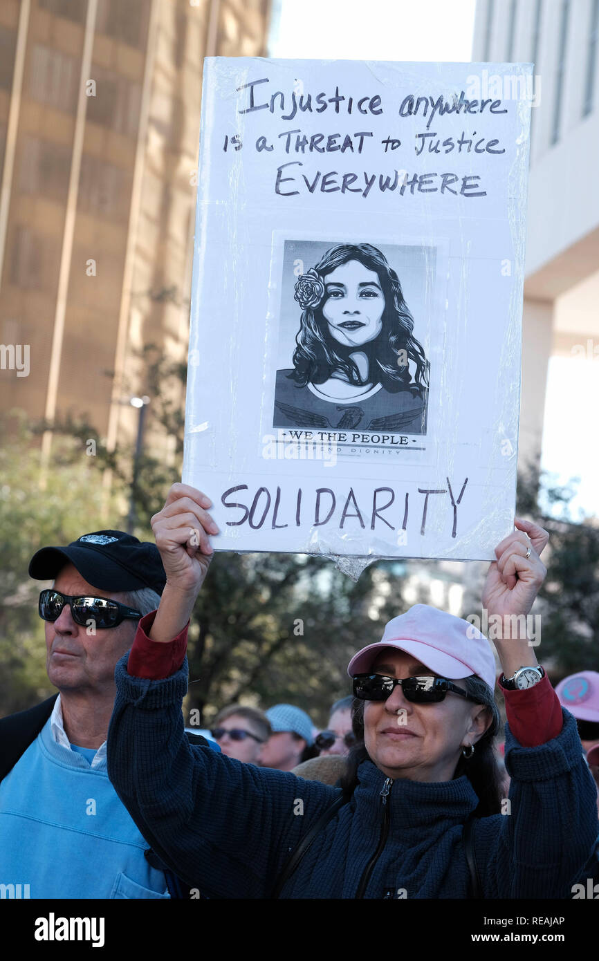 Tucson, Arizona, USA. 20th Jan, 2019. A crowd of 15,000 took part in the Woman's March in Tucson. Protesters rallied for woman's rights and against Trumps policies that are harmful to women. They were lead by members of the Tohono O'odham nation. Credit: Christopher Brown/ZUMA Wire/Alamy Live News Stock Photo