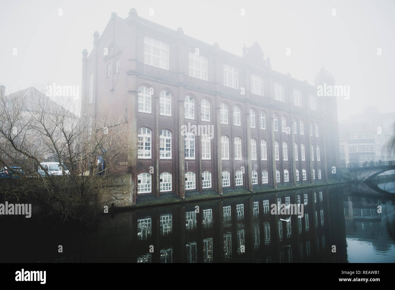 Norwich, Norfolk, UK. 21st January, 2019. Freezing fog over the Norwich Technical Institute  - now, the Norwich University of the Arts - on the River Wensum in Norwich, Norfolk today, 21st January 2019 Credit: Jason Bye/Alamy Live News Stock Photo
