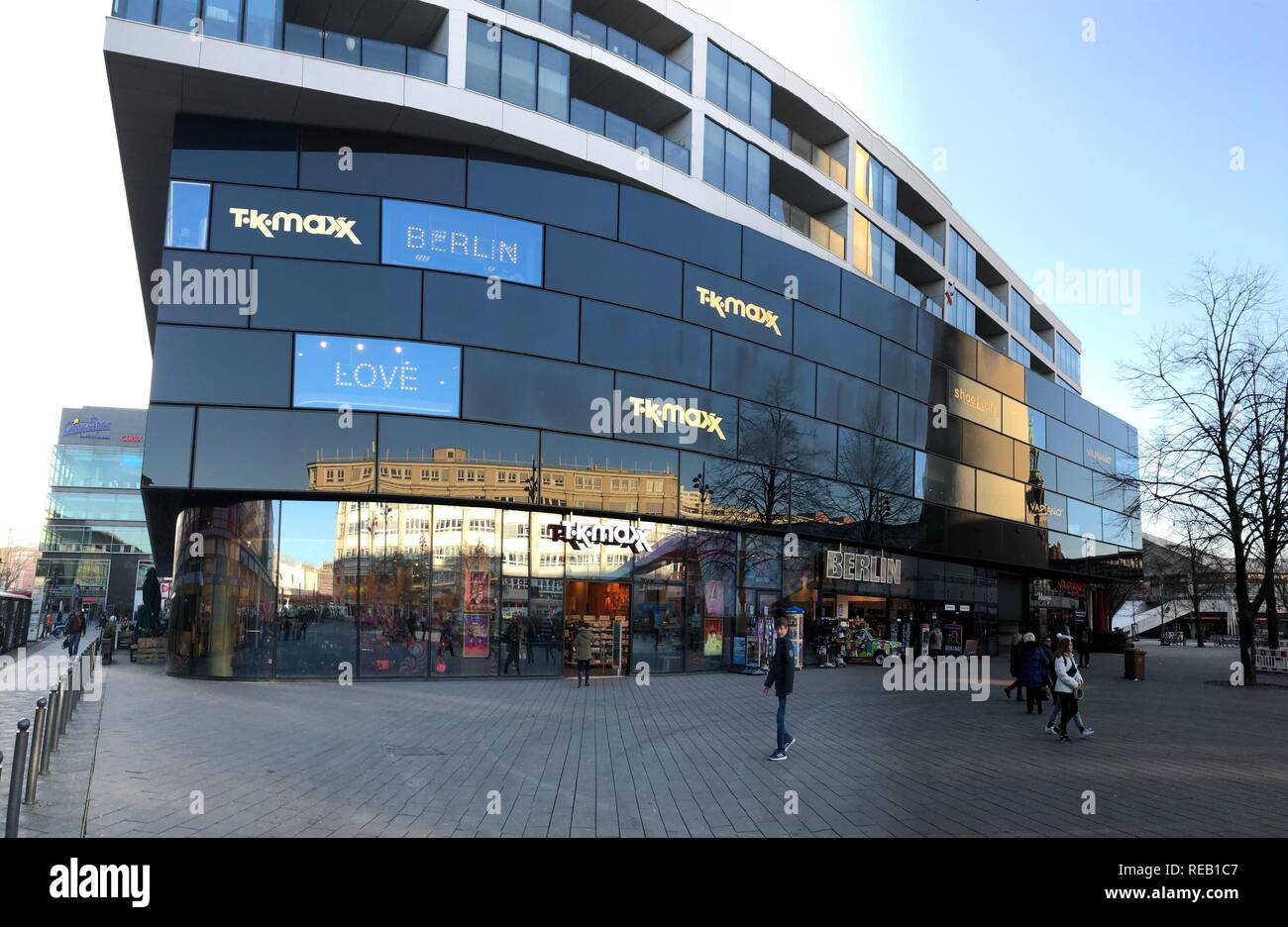 Berlin Germany December 2018 Souvenir Shop I Love Berlin In 13-perfect-berlin-souvenirs-gifts-plus-berlin-shopping-tips