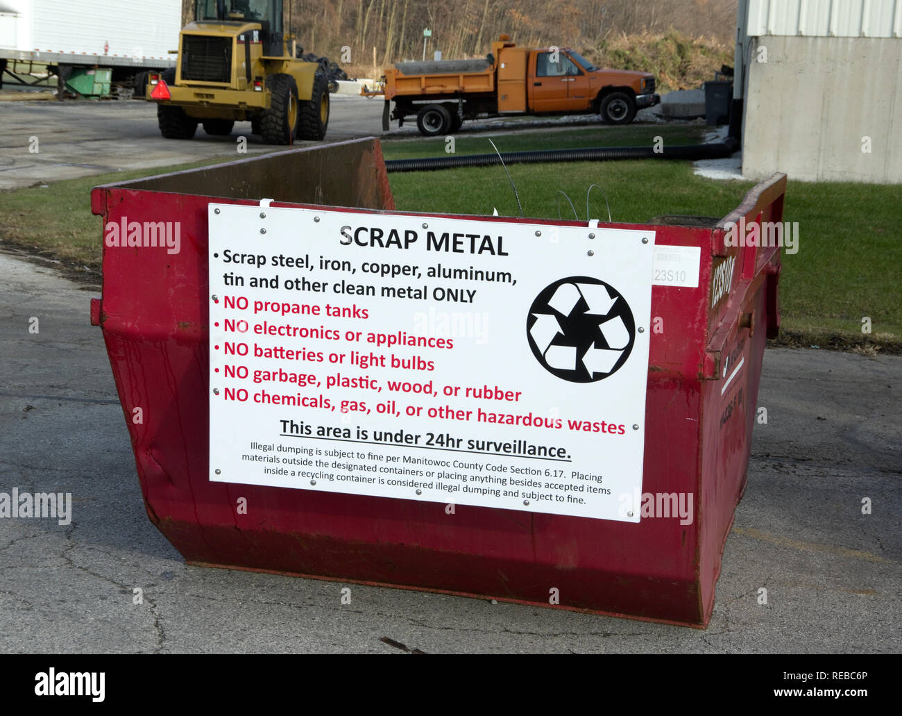 Community recycling center hires stock photography and images Alamy