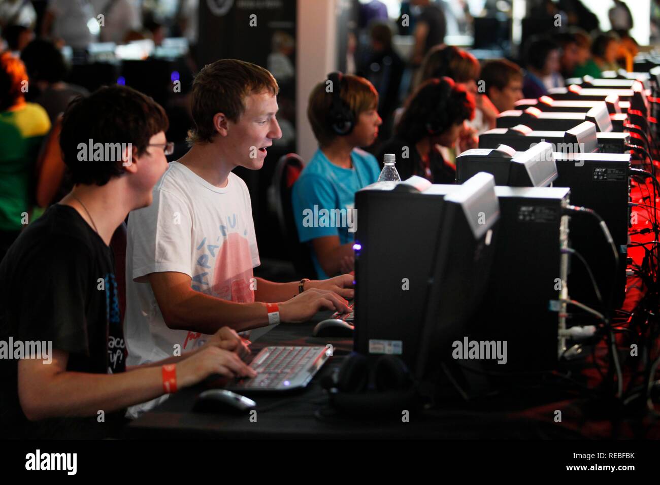 Computer game competition on the Entertainment Area of the Gamescom, the world's largest fair for computer games in the Messe Stock Photo