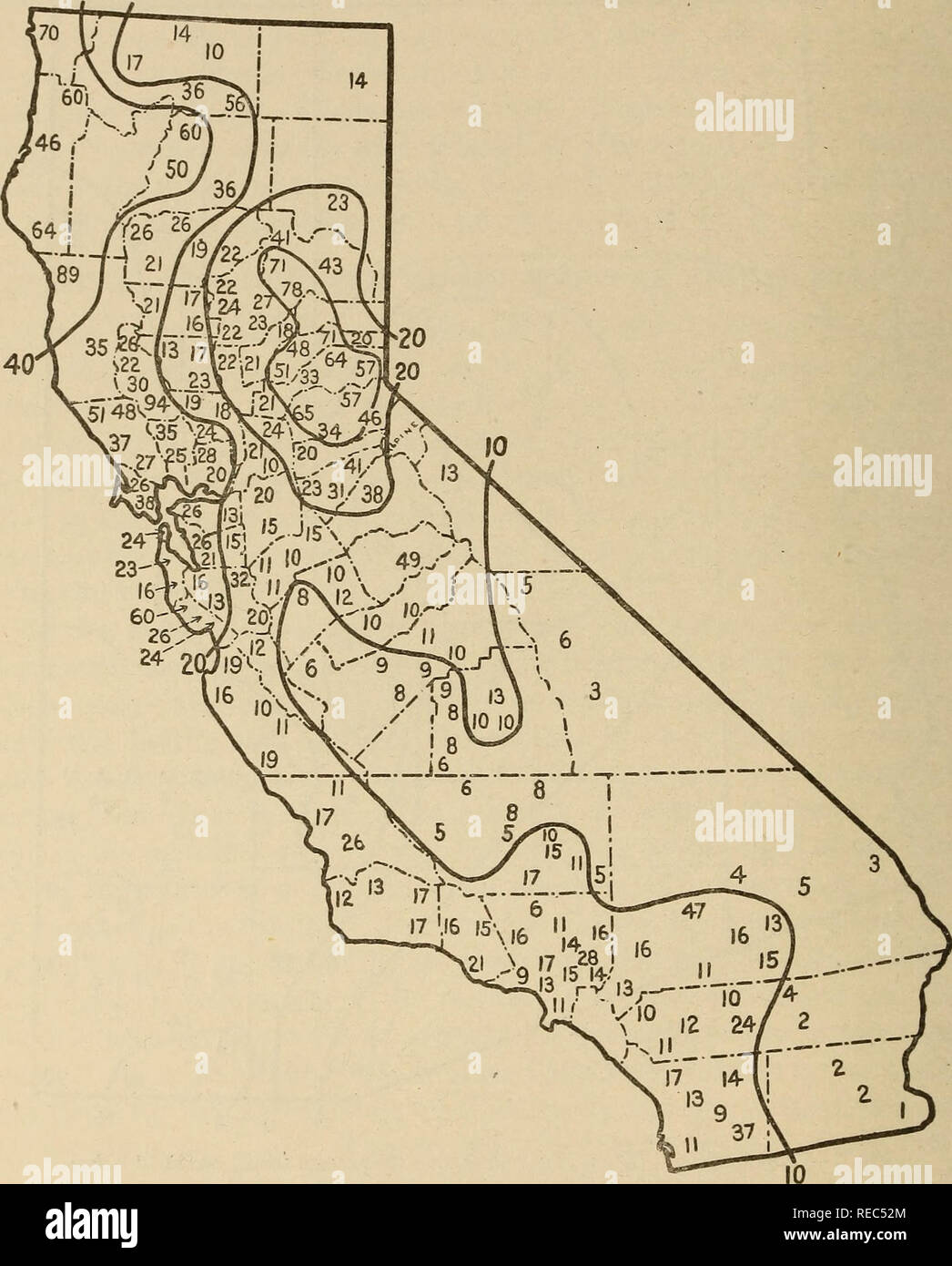 . Dry farming in relation to rainfall and evaporation. Dry farming. 34 DRY FARMING IN RELATION TO RAINFALL AND EVAPORATION. 40 20. Fig. 7.—Rainfall map of California. The figures show the average annual rainfall in inches.. Please note that these images are extracted from scanned page images that may have been digitally enhanced for readability - coloration and appearance of these illustrations may not perfectly resemble the original work.. Briggs, Lyman J. (Lyman James), 1874-1963. Washington DC : Government Printing Office Stock Photo