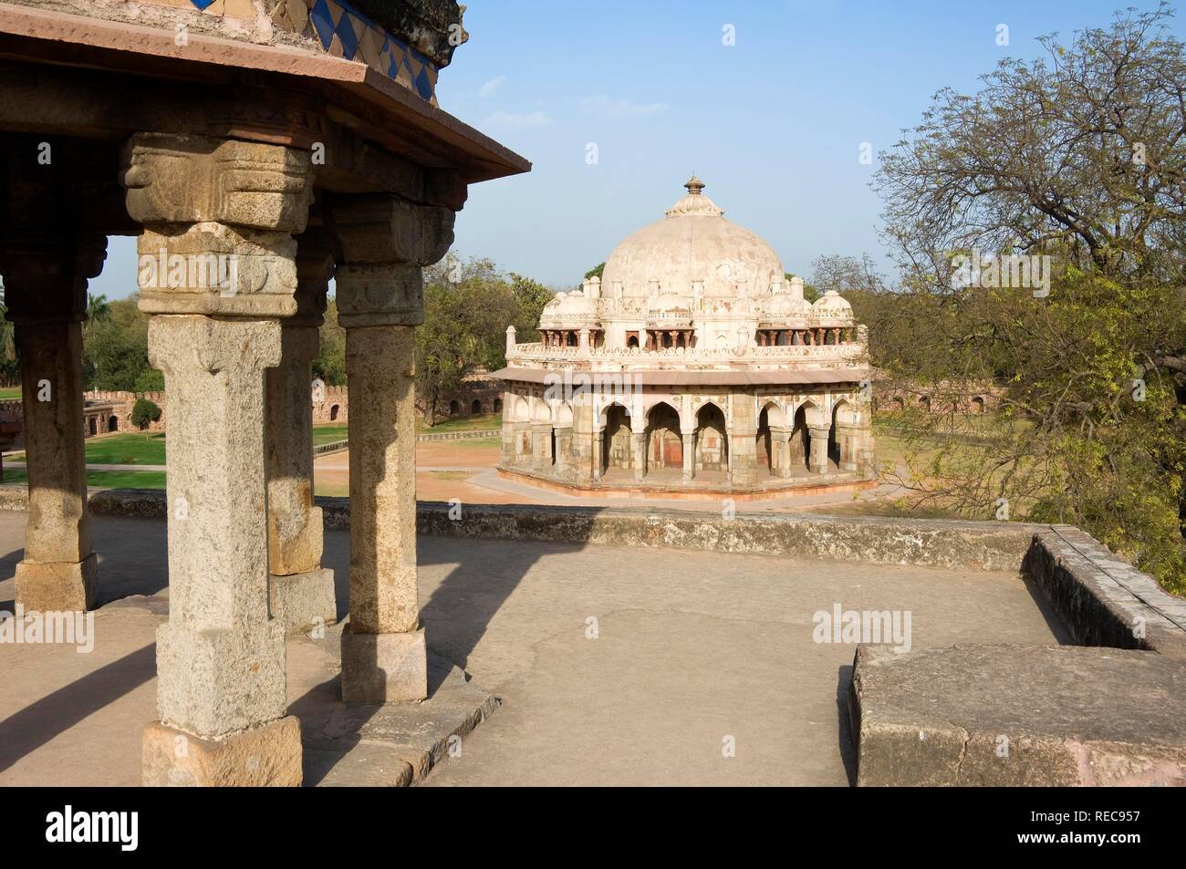 Octagonal Tomb Ruler Octagonal tomb of Isa Khan, Unesco World Heritage Site, Delhi, India ...