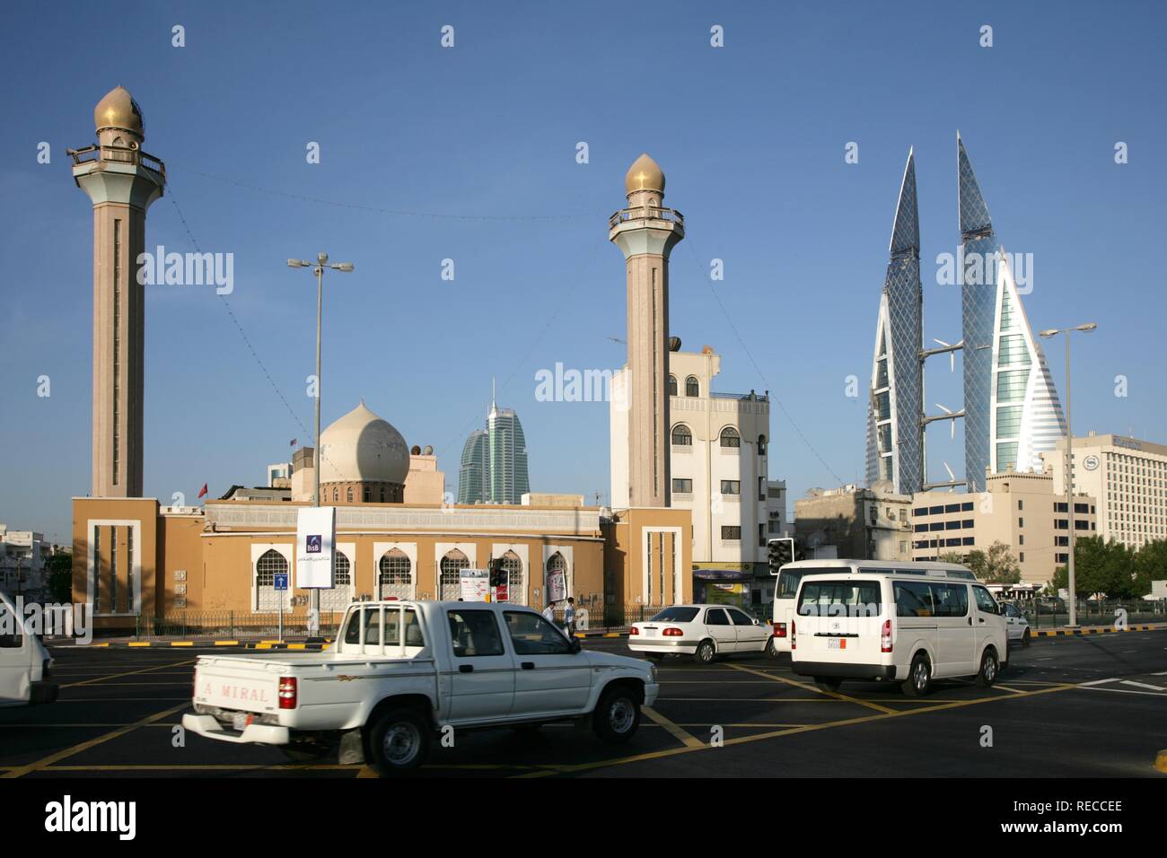 World Trade Center buildings, mosque, capital city, Manama, Kingdom of ...