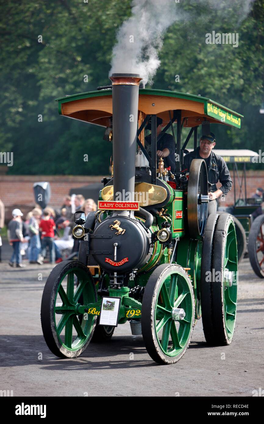 Largest German historic steam engine festival, for steam rollers, steam