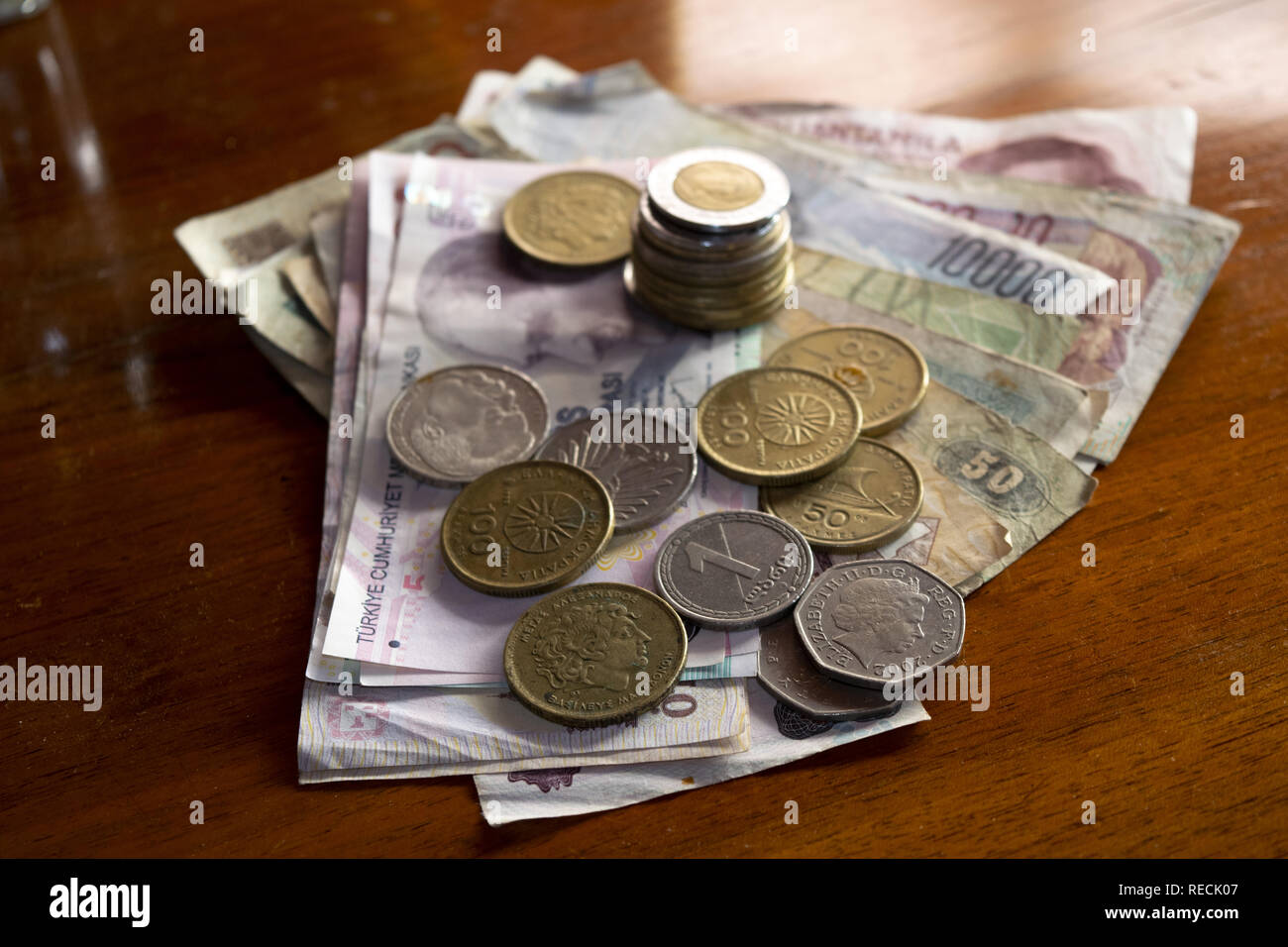 Bank banknotes hi-res stock photography and images - Alamy