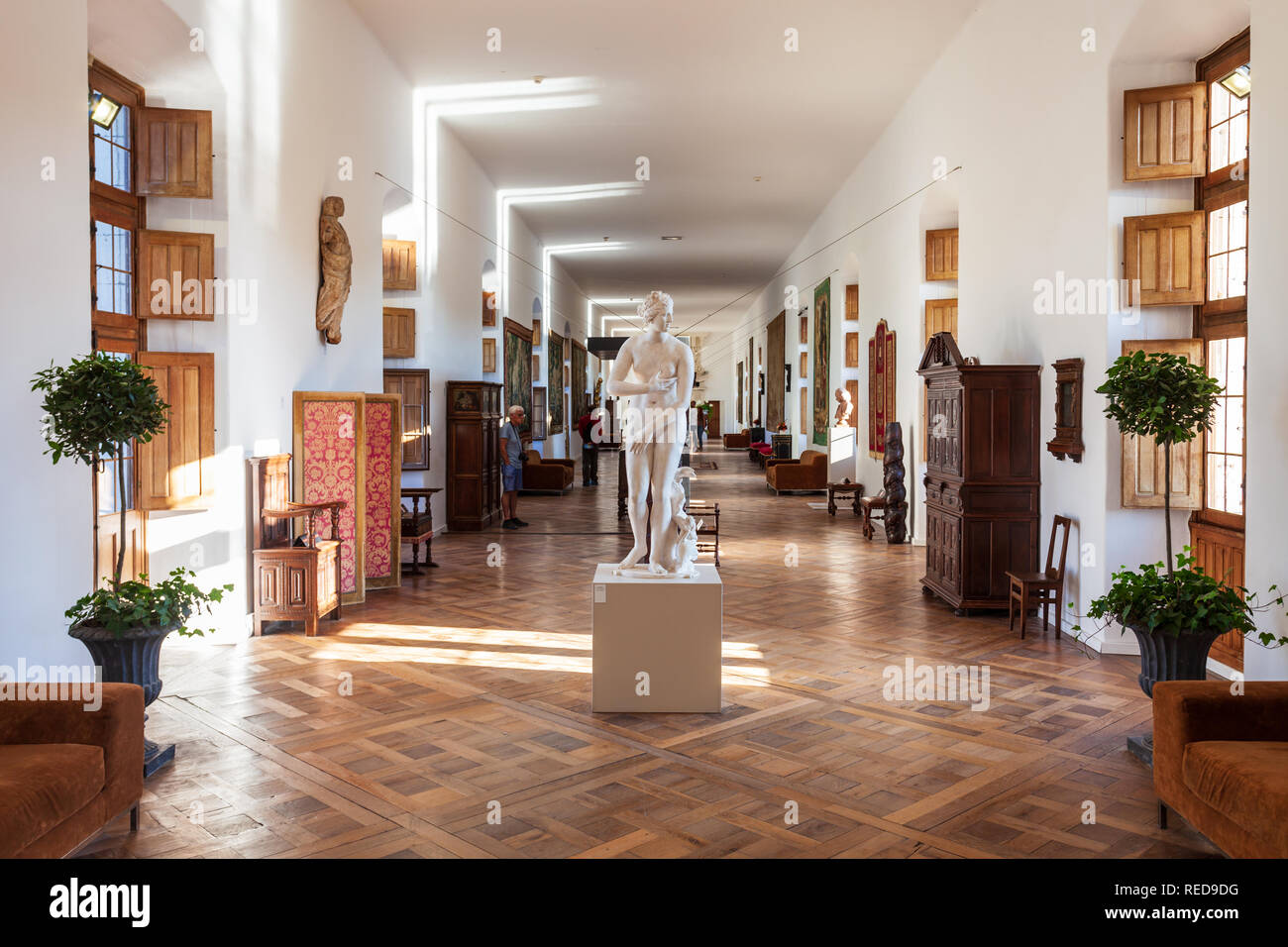 CHENONCEAU, FRANCE - SEPTEMBER 14, 2018: Chateau de Chenonceau interior ...