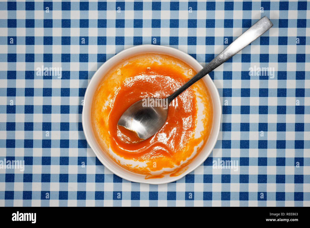 Empty tomato soup bowl Stock Photo Alamy