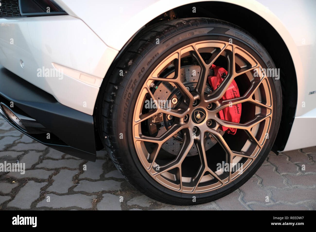 Lamborghini tyres deals