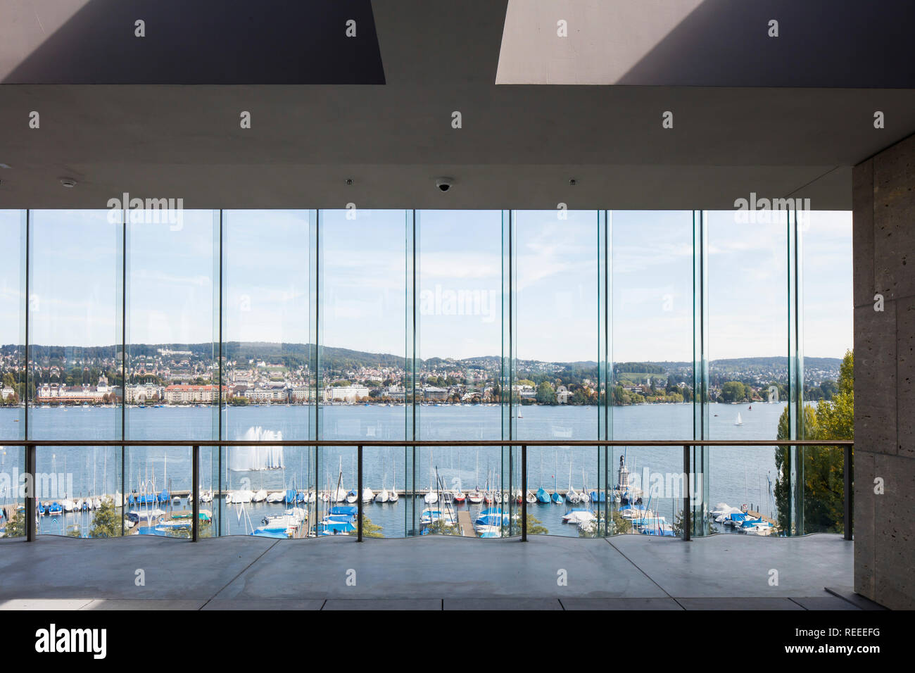 Window wall to lake Zurich and Mythenquai harbour. Swiss Re Office