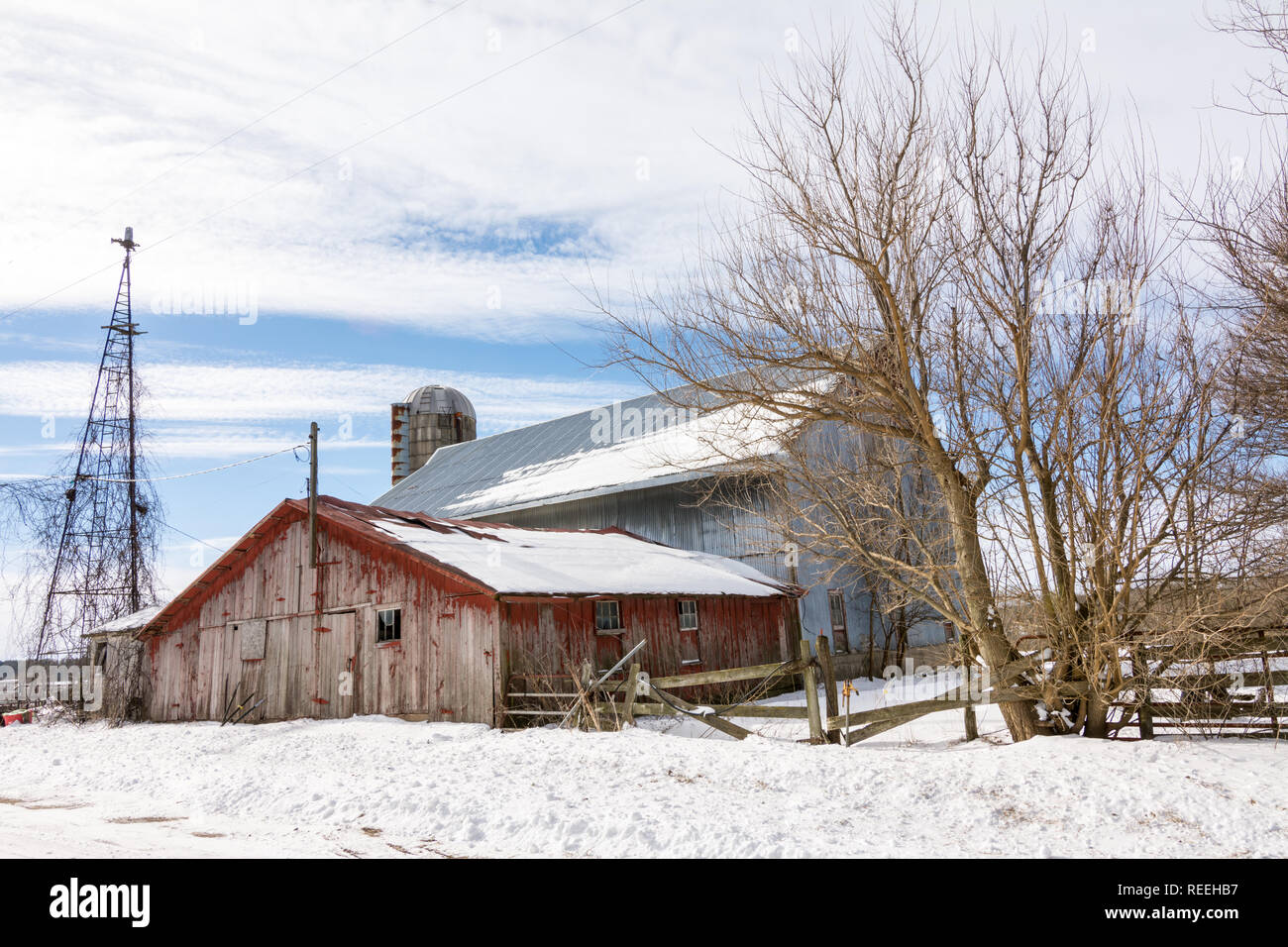 Rural midwest farm in sub zero temperatures and snow Stock Photo Alamy