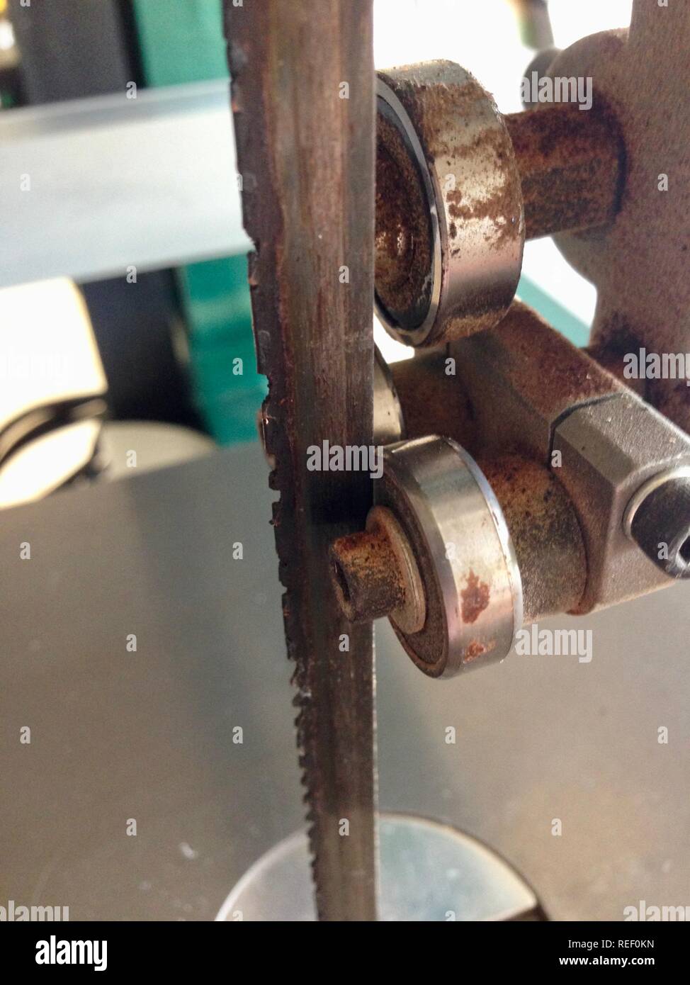 Bandsaw rollers hires stock photography and images Alamy