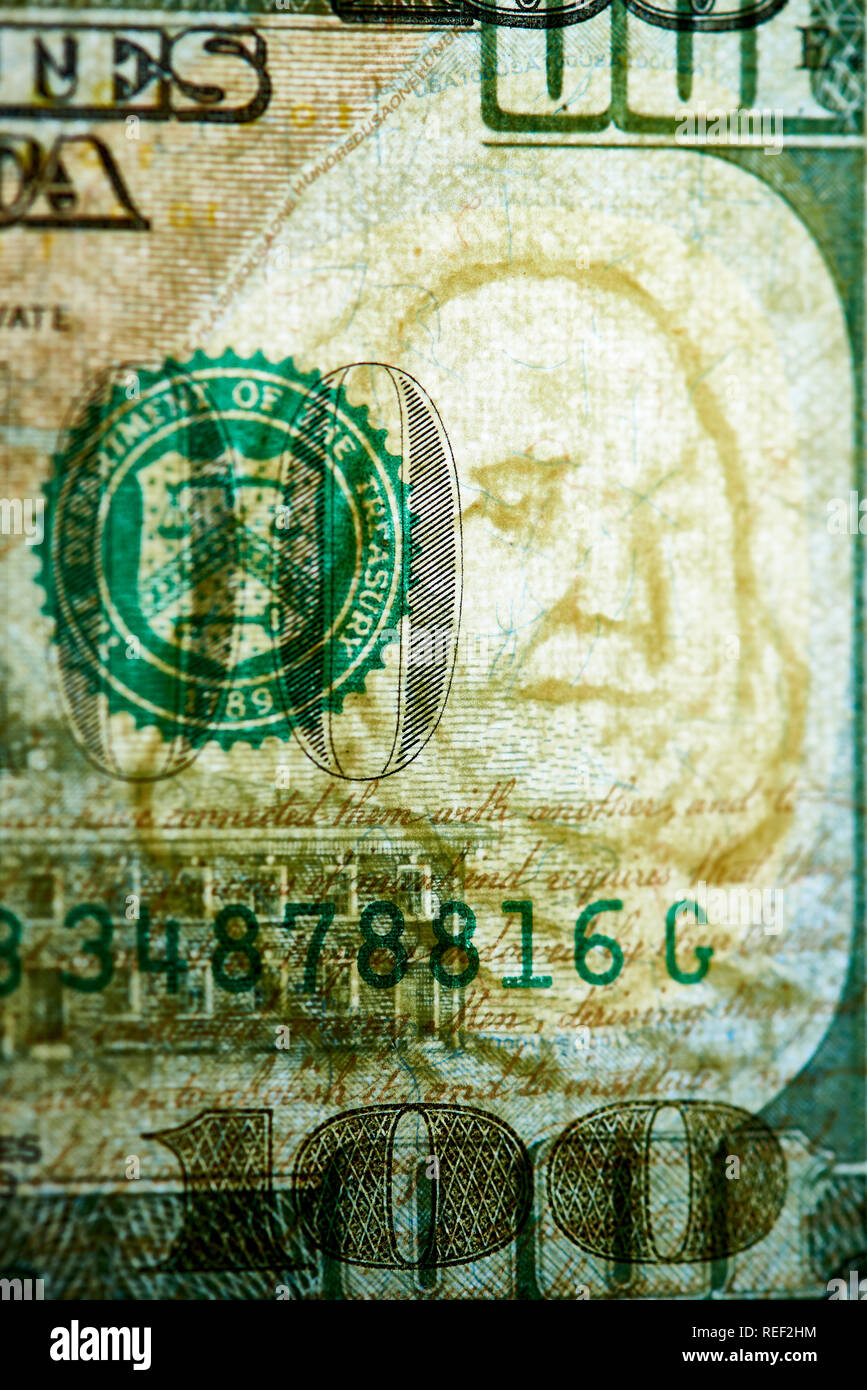 authentication-of-banknote-one-hundred-dollars-on-clearance-watermarks-on-one-hundred-dollar-bill-REF2HM.jpg