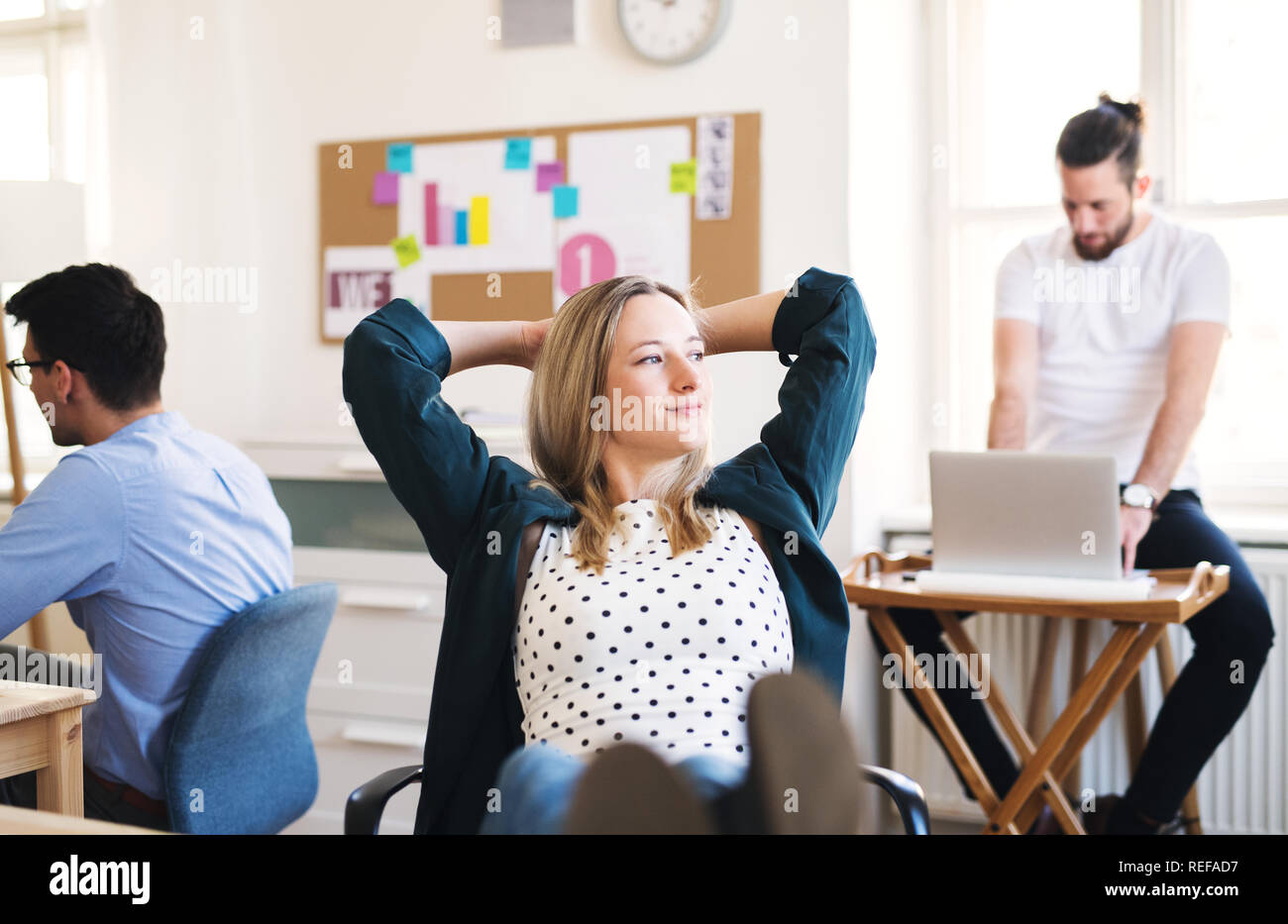 Feet on desk hires stock photography and images Alamy