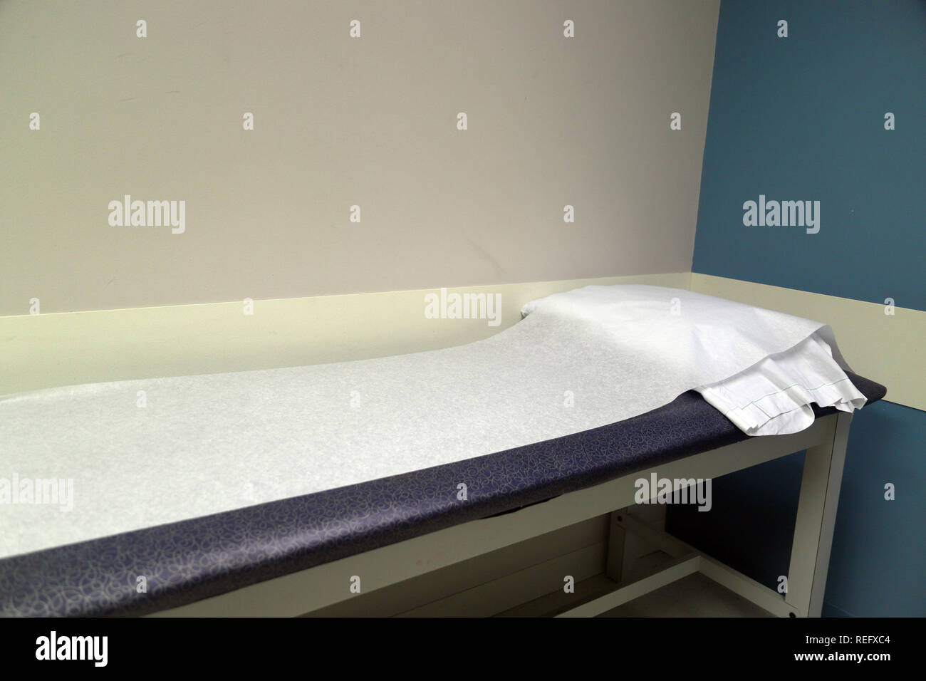 Observation room hospital hires stock photography and images Alamy