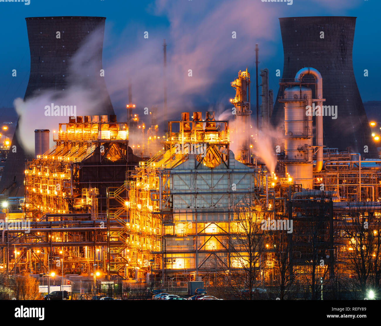 Night view of INEOS Grangemouth petrochemical plant and refinery in Scotland, UK Stock Photo