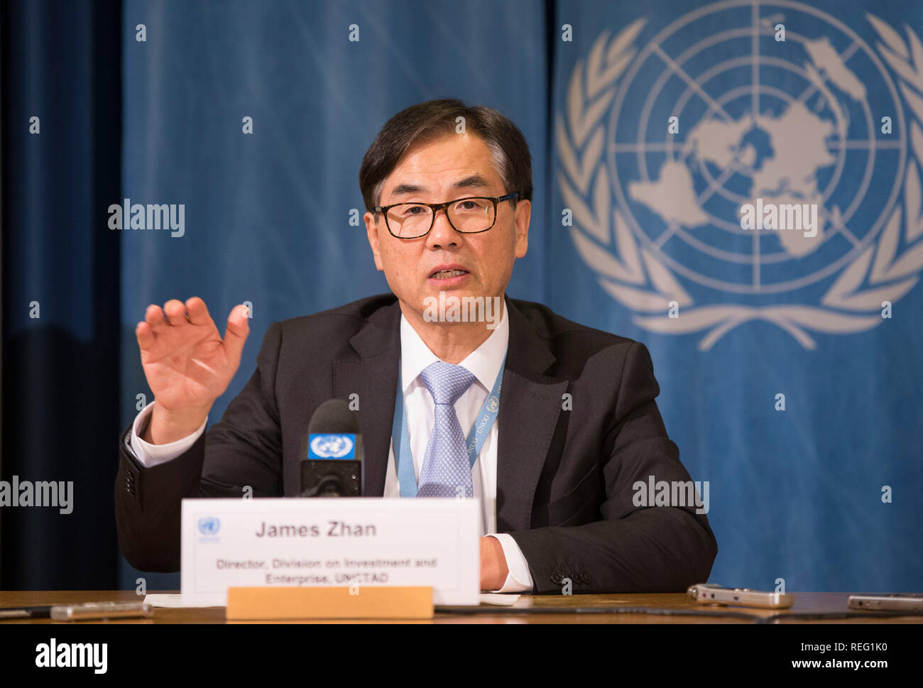 (190122) -- GENEVA, Jan. 22, 2019 (Xinhua) -- James Zhan, director of Investment and Enterprise of the UN Conference on Trade and Development (UNCTAD) attends the release conference of 2019 Investment Trends Monitor in Geneva, Switzerland, Jan. 18, 2019. Global foreign direct investment (FDI) flows continue their slide in 2018, a United Nations agency said Monday while noting that China, however, bucked that trend and was the largest investment recipient in the world. Global FDI fell by 19 percent in 2018 to an estimated 1.2 trillion U.S. dollars from 1.47 trillion dollars in 2017, said UNCTAD Stock Photo