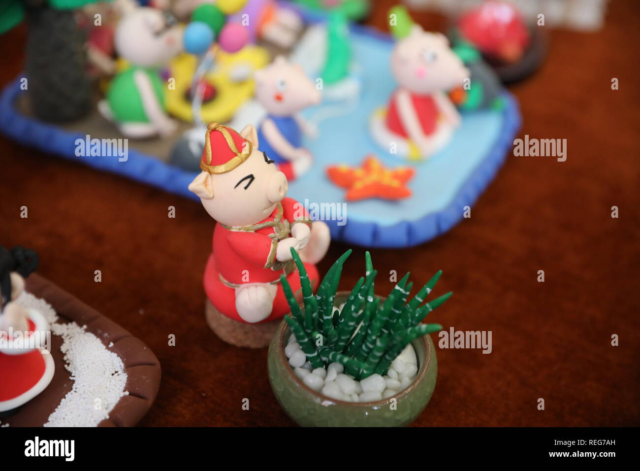 January 22, 2019 - Xi'An, Xi'an, China - XiÃ¢â‚¬â„¢an, CHINA-Various clay statues of cartoon characters including Peppa Pig can be seen in XiÃ¢â‚¬â„¢an, northwest ChinaÃ¢â‚¬â„¢s Shaanxi Province. Credit: SIPA Asia/ZUMA Wire/Alamy Live News Stock Photo