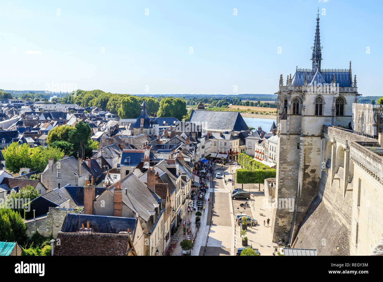 France, Indre et Loire, Amboise,  Amboise castle, Saint Hubert chapel, the town and the Loire behind// France, Indre-et-Loire (37), Amboise, château d Stock Photo