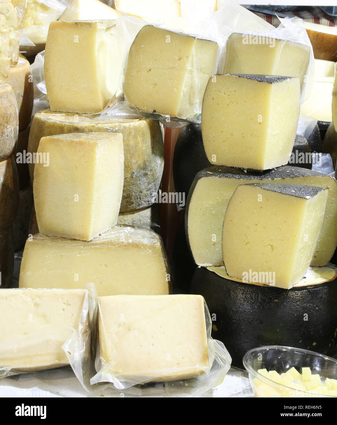 Pecorino romano sardinia hires stock photography and images Alamy