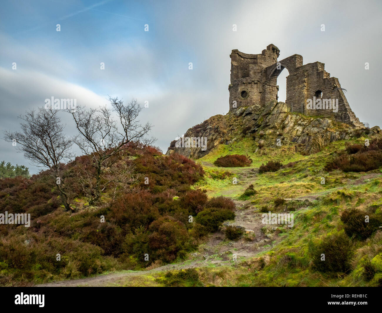 Mow Cop Castle (Folly). Cheshire / Staffordshire, ST7 3PA England, UK. Built for Rode Hall by Randle Wilbraham. Views across Cheshire & Staffordshire Stock Photo