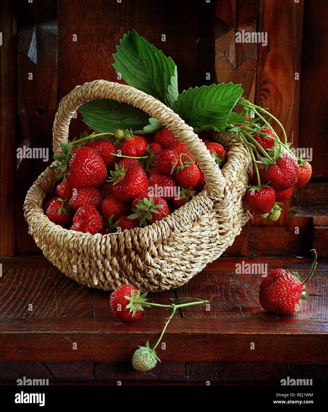 Still life with strawberries in the country Stock Photo - Alamy