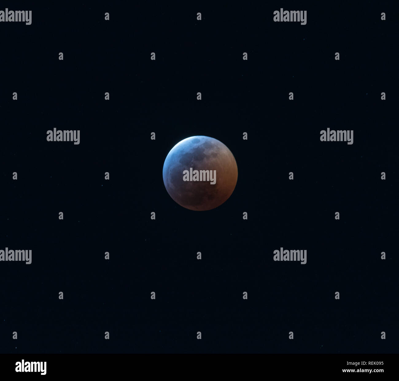 Rare super blood blue moon hi-res stock photography and images - Alamy