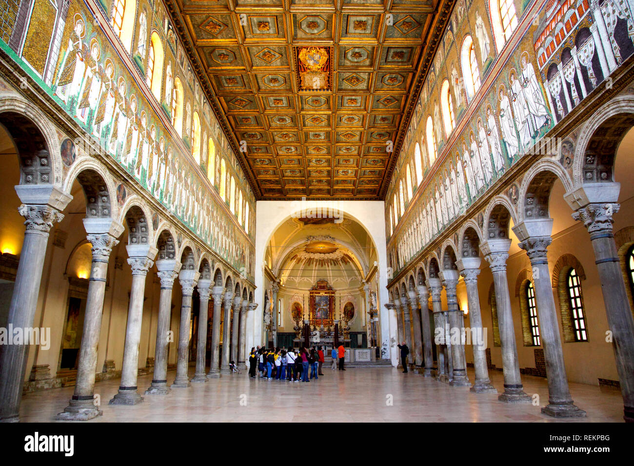 Basilica Di Sant'Apollinare Nuovo in Ravenna Stock Photo Alamy