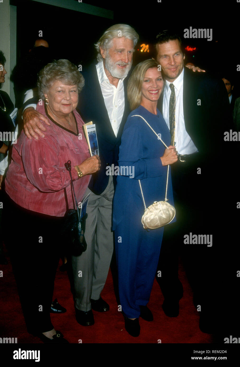 Westwood Ca October 12 L R Actress Dorothy Bridges Husband Actor Lloyd Bridges Susan Geston And Husband Actor Jeff Bridges Attend Warner Bros Pictures Special Screening Of Fearless On October 12 1993 Westwood Ca October 12 L R Actress Dorothy Bridges Husband Actor Lloyd Bridges Susan Geston And Husband Actor Jeff Bridges Attend Warner Bros Pictures Special Screening Of Fearless On October 12 1993