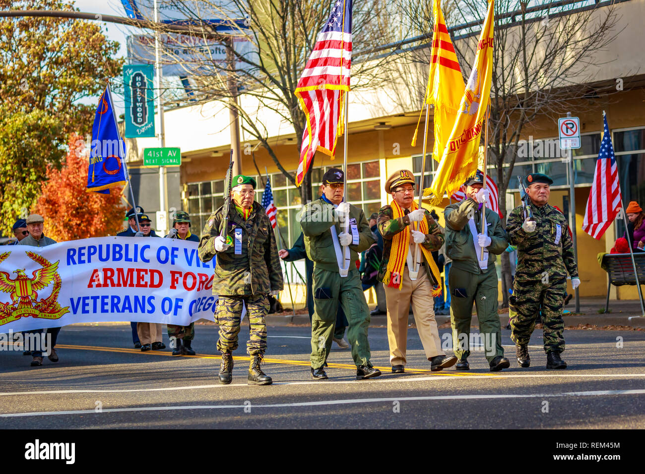 Oregon veterans day leave