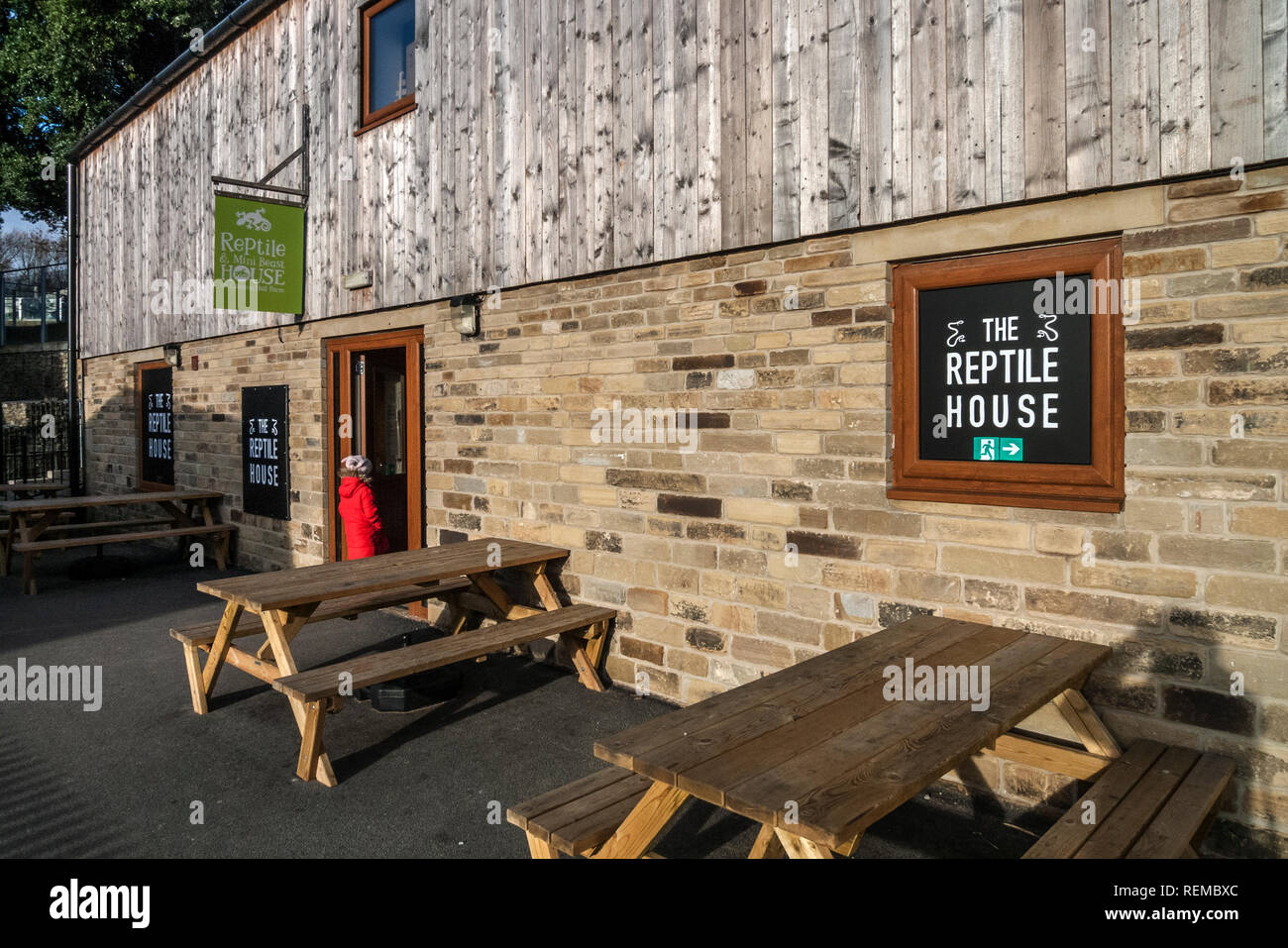 The Reptile House, Cannon Hall Farm, South Yorkshire Stock Photo Alamy