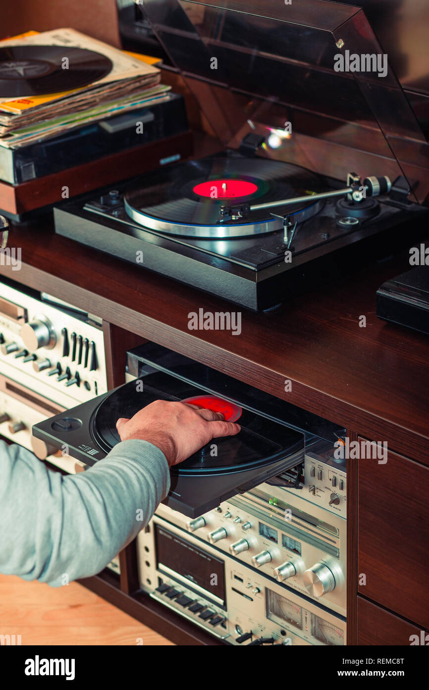 Set of audio equipment, record players, amplifiers, radio and vinyl