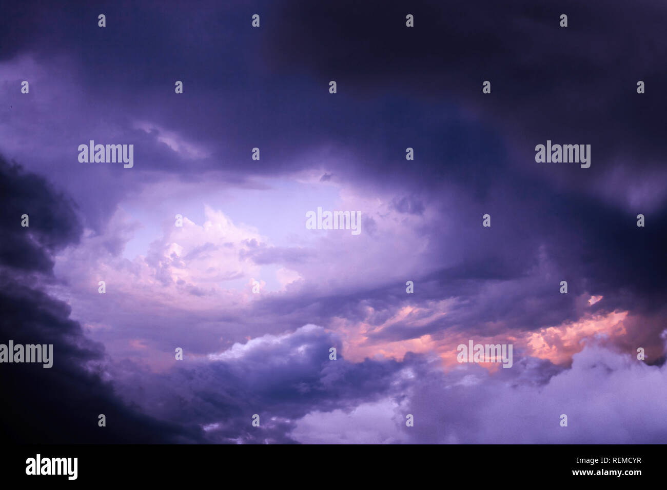 Beautiful dramatic cloudy sky background Stock Photo - Alamy