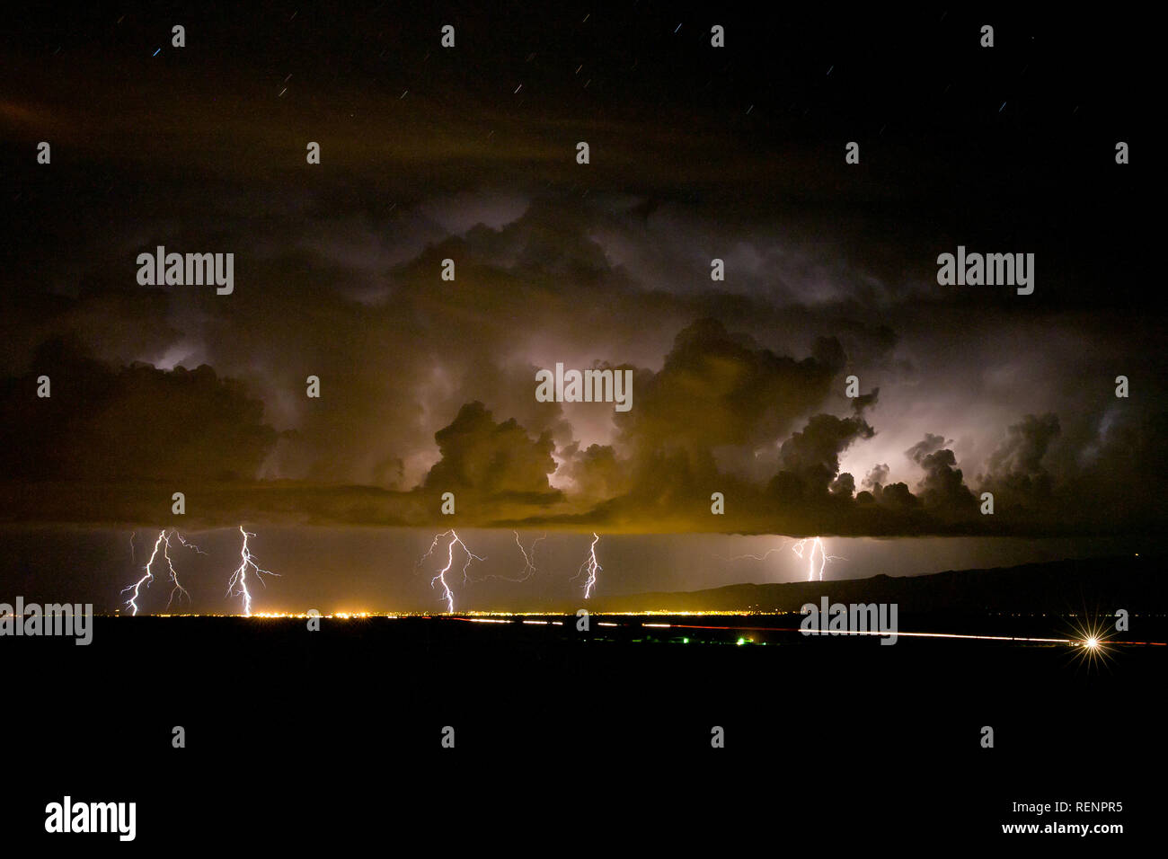 Thunderstorm with Multiple Lightning Strikes in Alamogordo New Mexico ...
