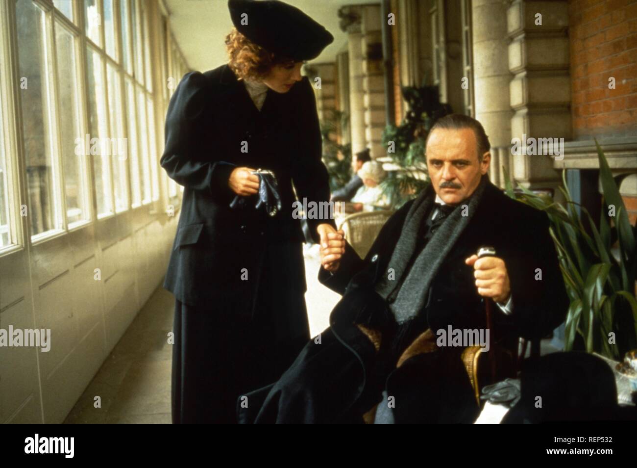 Anthony Hopkins Emma Thompson Howards Hi res Stock Photography And anthony-hopkins-emma-thompson-howards-hi-res-stock-photography-and