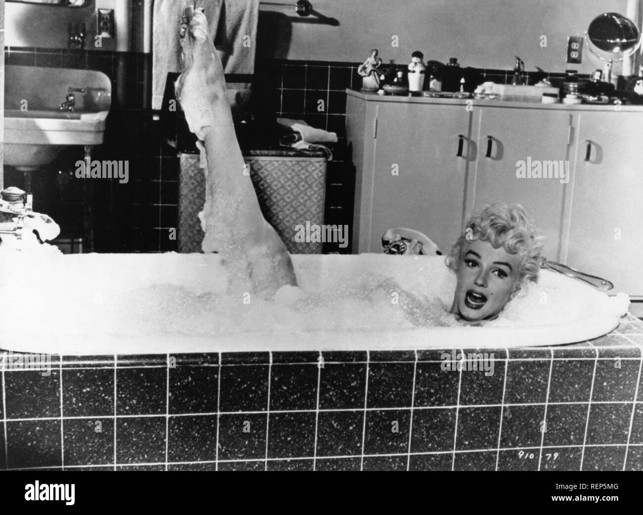 The Seven Year Itch Year : 1955 USA Director : Billy Wilder Marilyn Monroe Stock Photo