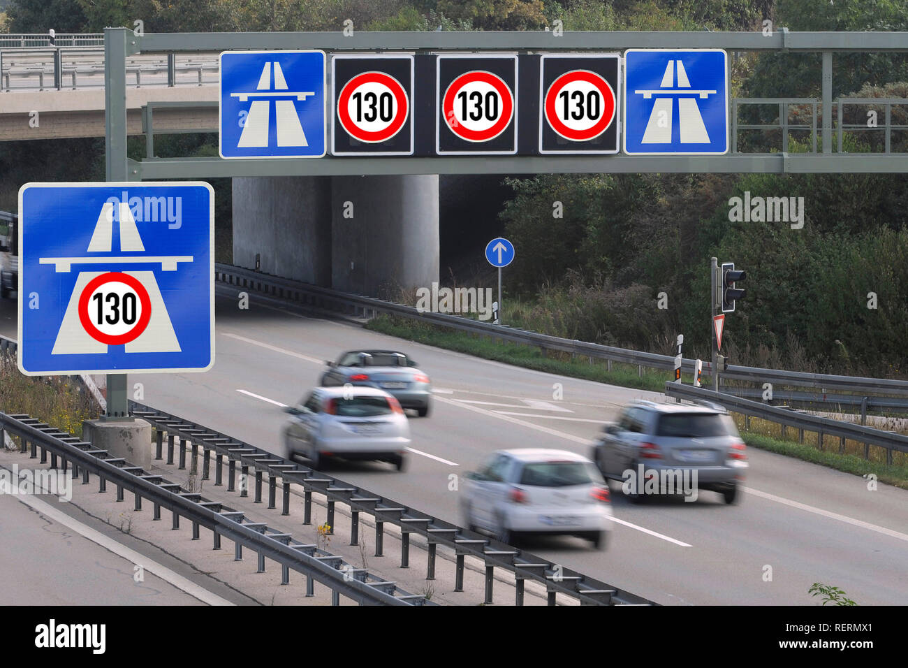 130 km h hi-res stock photography and images - Alamy