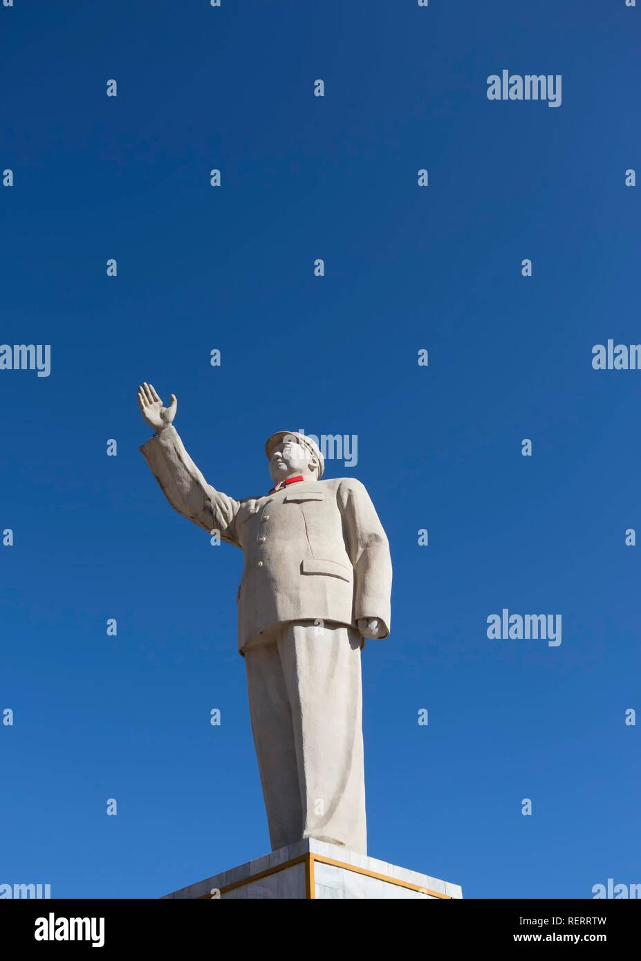 Statue of Mao Tse-tung, Chairman of the Communist Party of China, Lijiang, Yunnan, China Stock Photo