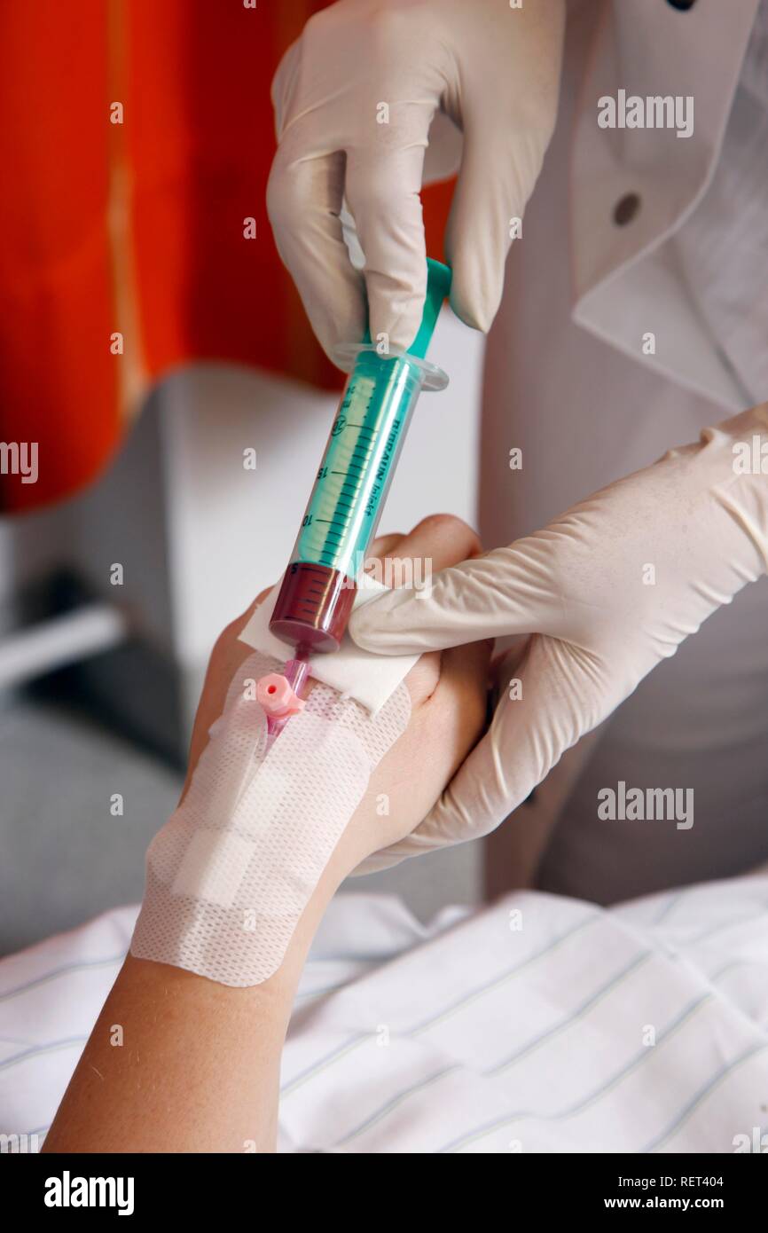 Blood sample systems hires stock photography and images Alamy