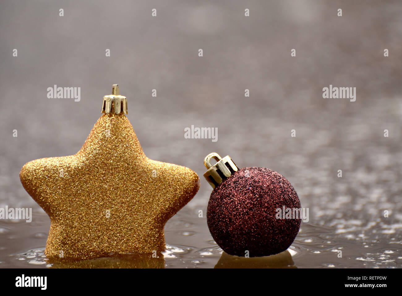 Christmas tree ornaments Stock Photo Alamy