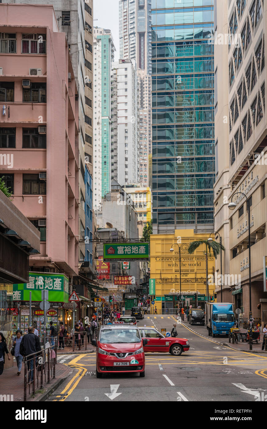 Metropolis high rise hi-res stock photography and images - Alamy